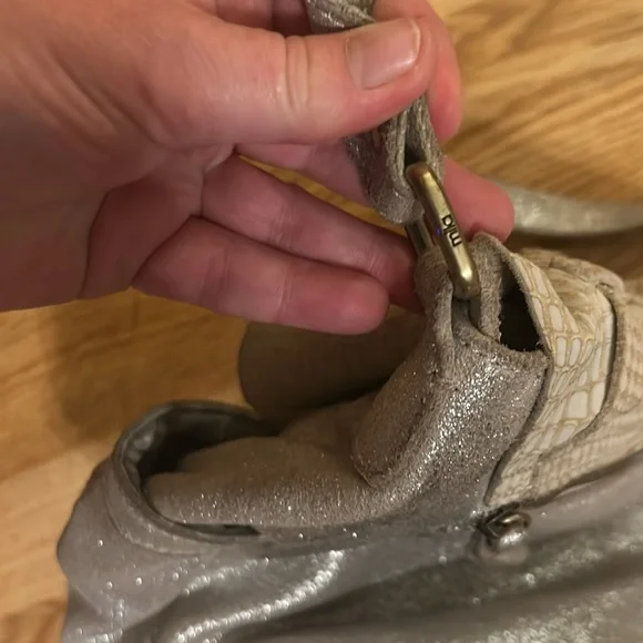 Calf Skin Small Messenger Bag - Picture 7 of 16